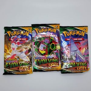 Pokémon Booster 3 pack Gift Set Evolving Skies